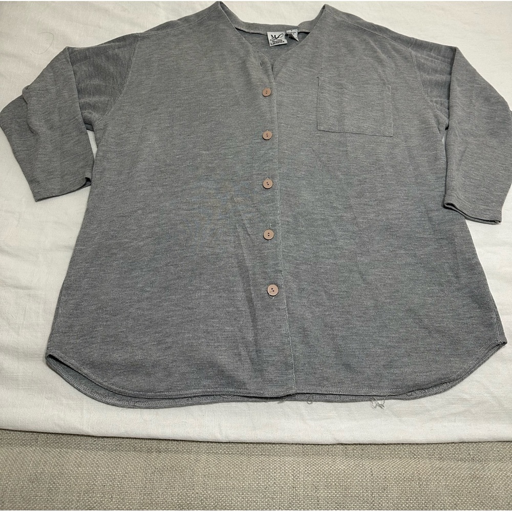 Cardigan - Picture 2 of 4